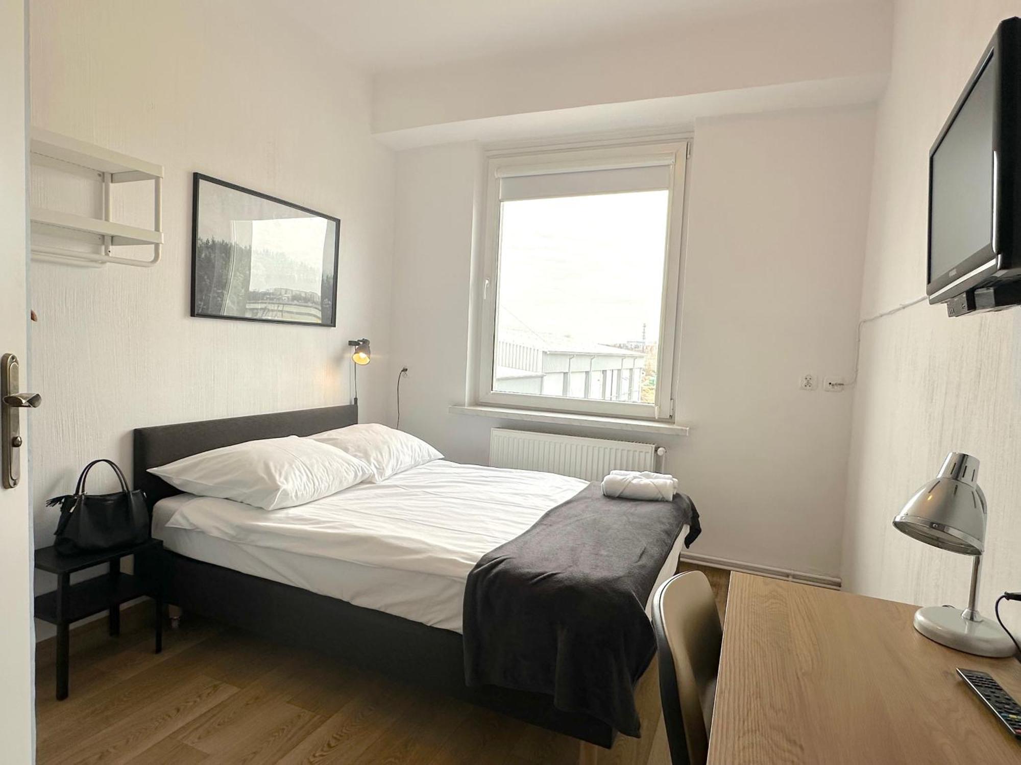 Premium Hostel & Bistro - Hostelpremium Pl Mielec Esterno foto